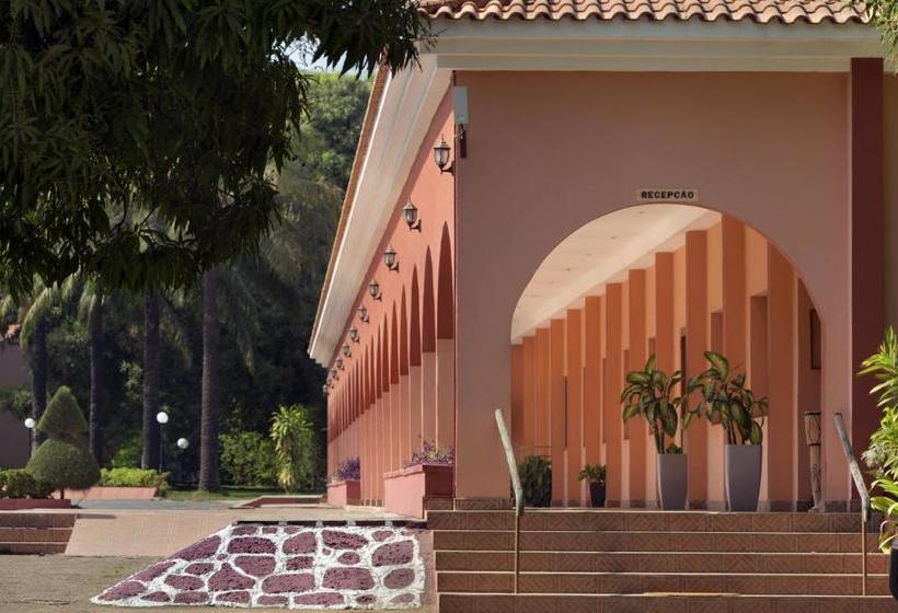 ホテル Dunia Hôtel Bissau