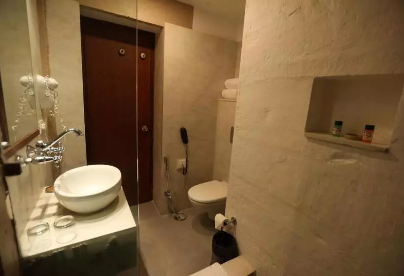 Hotelli Guleria Kothi At Ganges