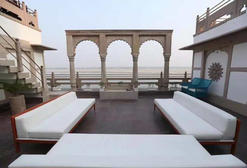 Hotelli Guleria Kothi At Ganges