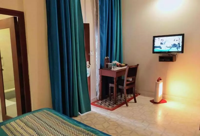 Hotelli Guleria Kothi At Ganges