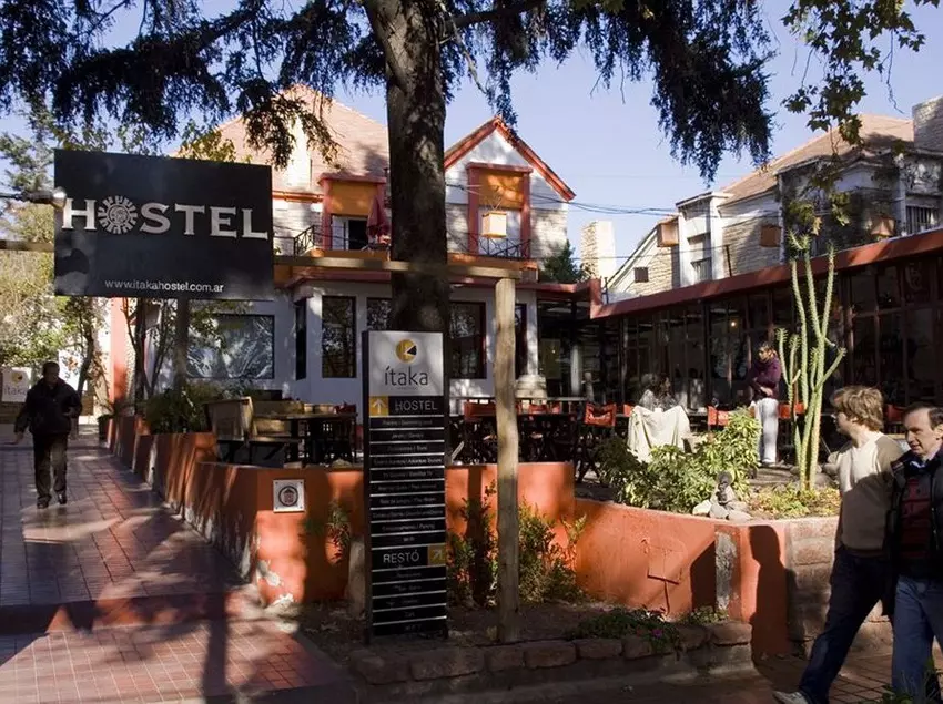 فندق Hostel Itaka