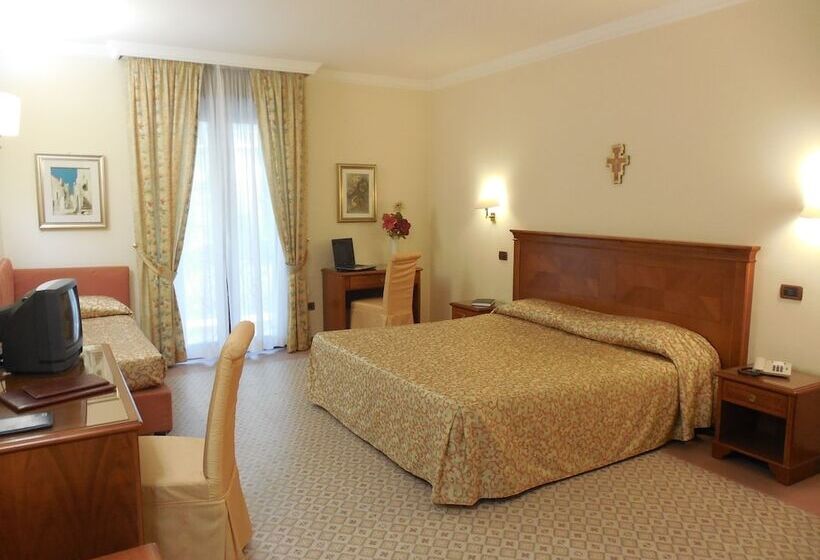 فندق Le Terrazze Sul Gargano