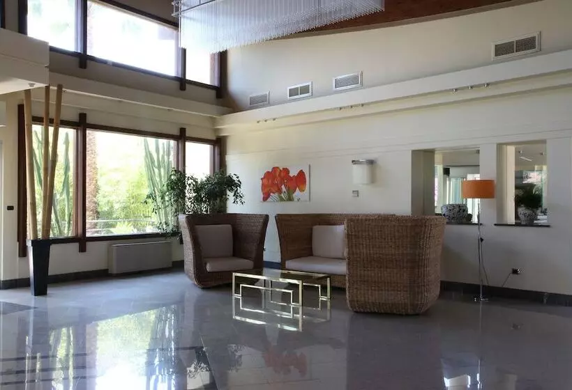 בית מלון כפרי Resort Lido Degli Aranci