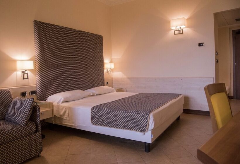 酒店 Resort Lido Degli Aranci