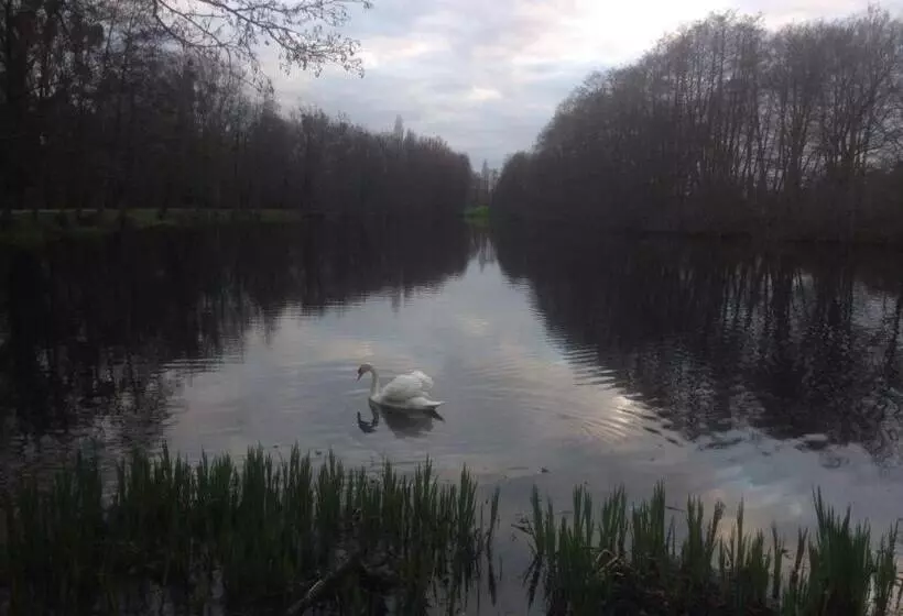 ホテル Logis Hôtel Lodge La Valette