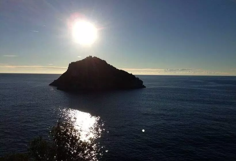 ホテル Mediterranée