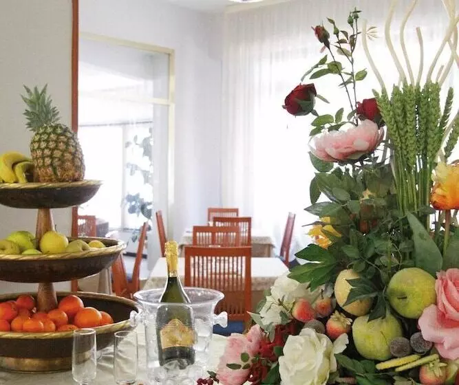 ホテル Mediterranée