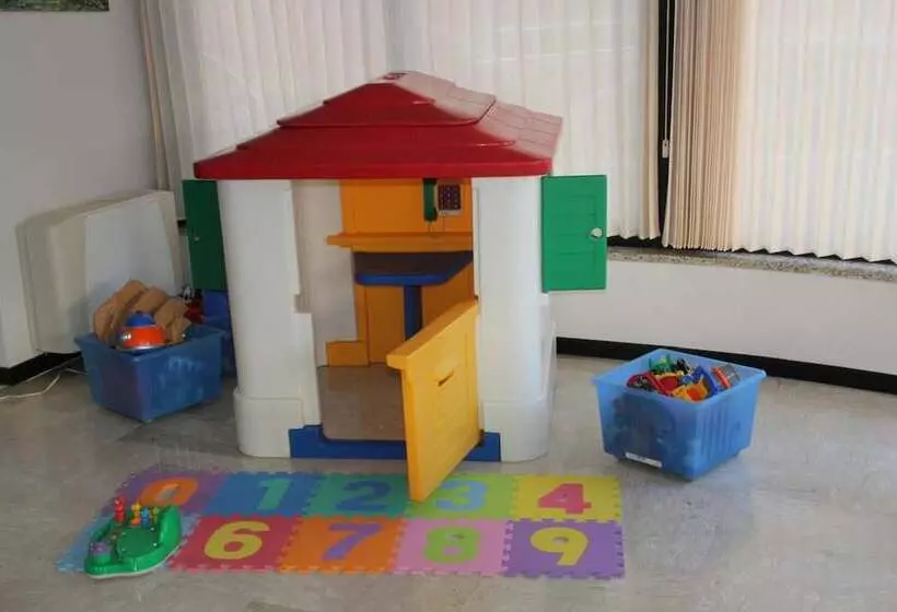 ホテル Mediterranée