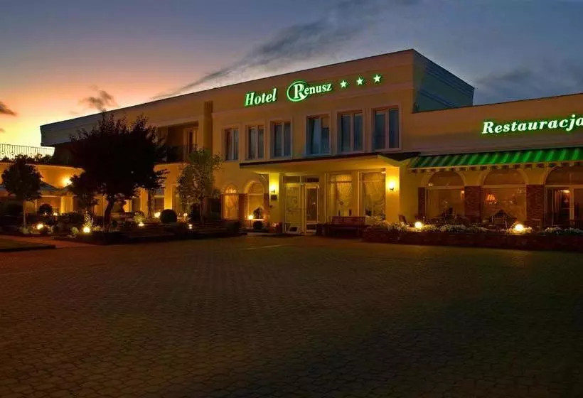 酒店 Renusz