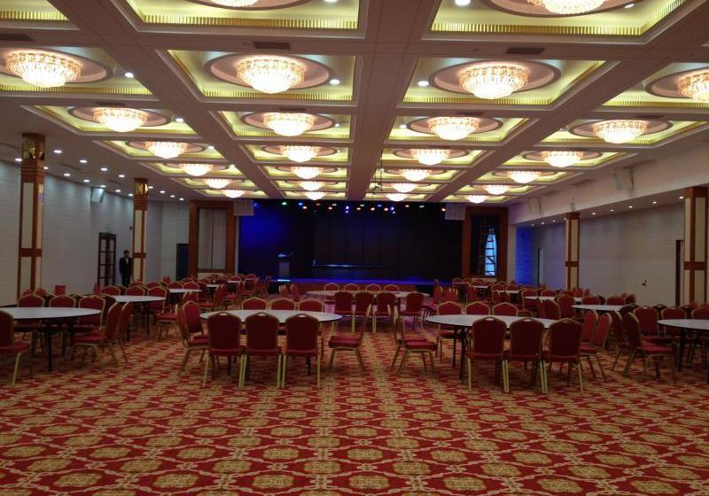 בית מלון כפרי Yijia International