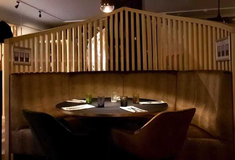 בית מלון כפרי Taormina Brussels Airport