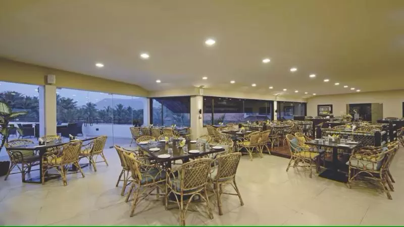 فندق U Tropicana Alibaug