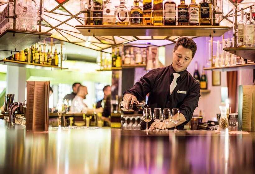 酒店 Vier Jahreszeiten Am Schluchsee