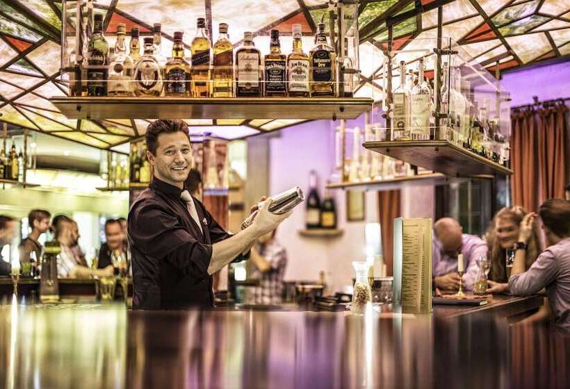 酒店 Vier Jahreszeiten Am Schluchsee