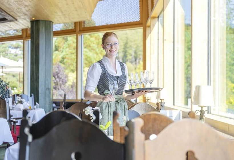 酒店 Vier Jahreszeiten Am Schluchsee