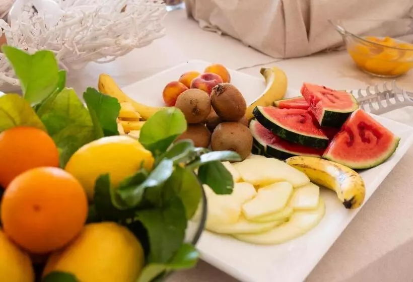 Moma Hotel Cannigione