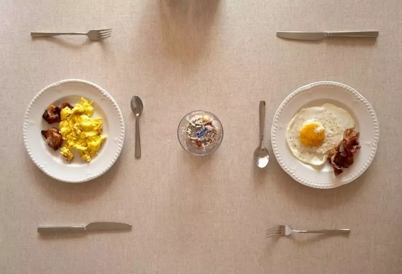 Moma Hotel Cannigione