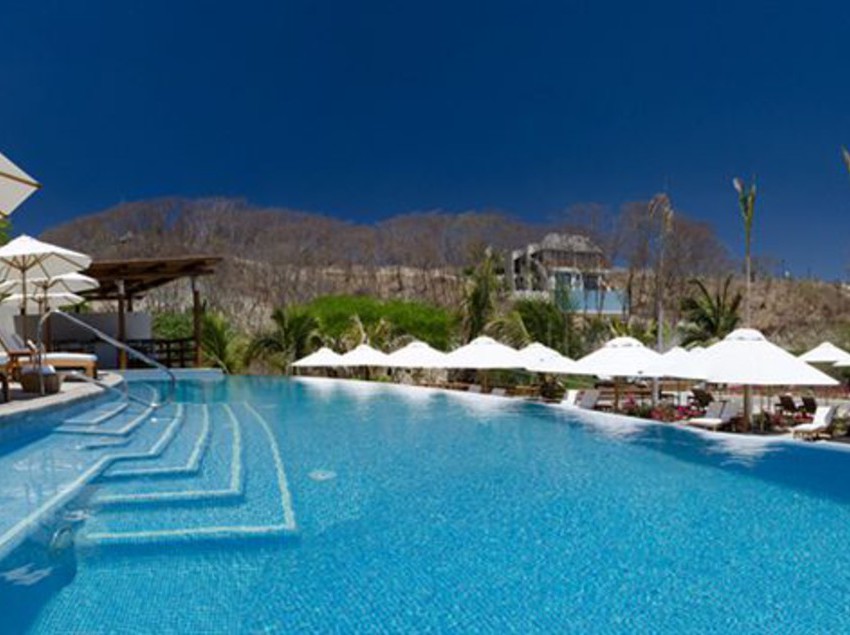 منتجع Puerto Bahia Villas