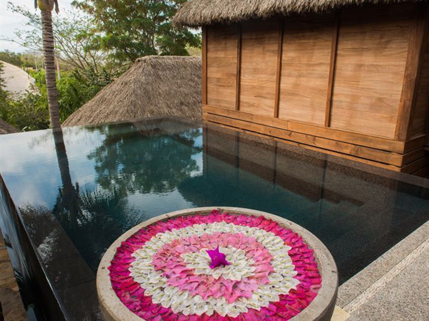 منتجع Puerto Bahia Villas