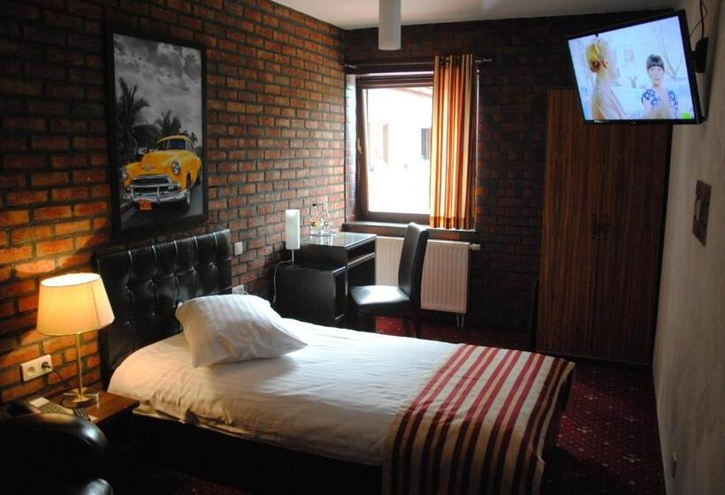 Amadeus Hotel Zielona Góra