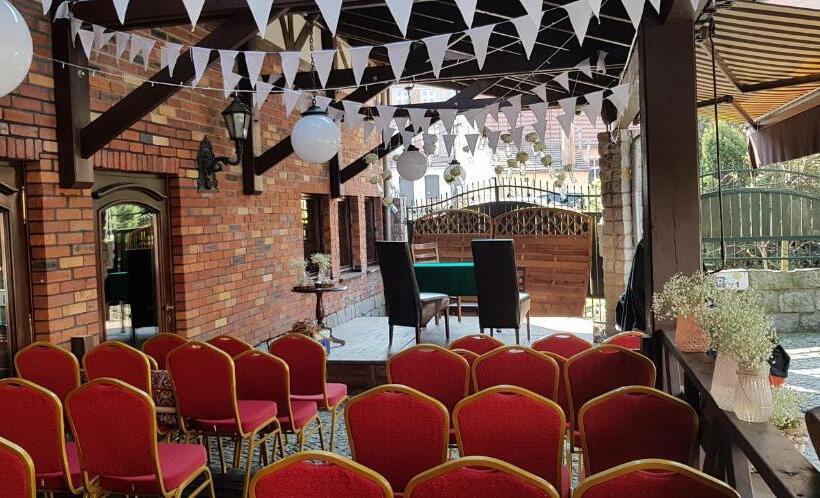 Amadeus Hotel Zielona Góra