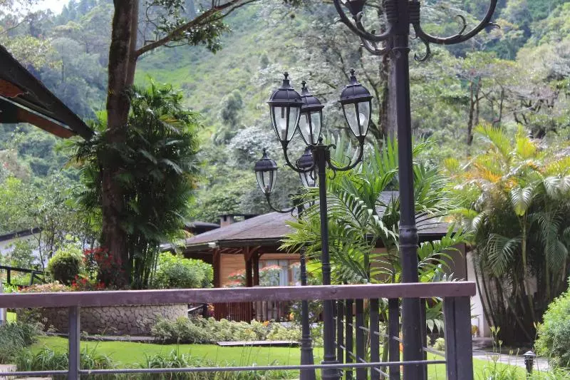 Otel Casa Grande Bambito Resort