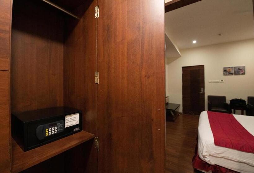 בית מלון כפרי High Point