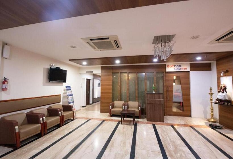 בית מלון כפרי High Point