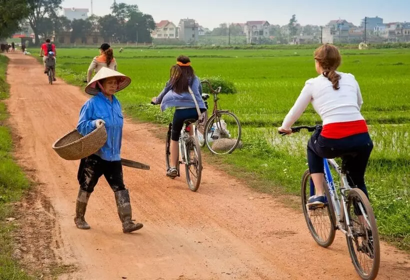 هتل Hoi An Dream City
