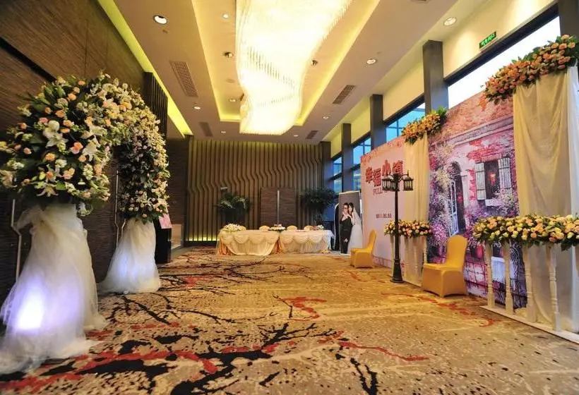 Holiday Inn Shanghai Songjiang, An Ihg Hotel   Miaoqian Street