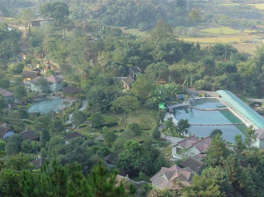 ホテル Hotspring Ban Shan