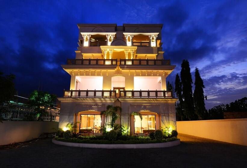 ホテル J C Castle