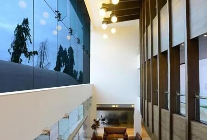 ホテル J C Castle