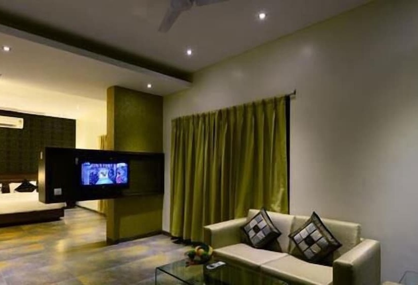 ホテル J C Castle