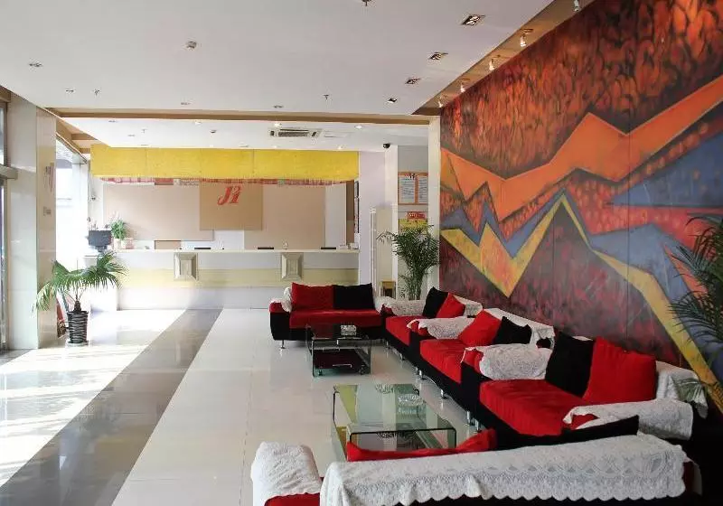 فندق Jinjiang Inn Xuzhou Train Station