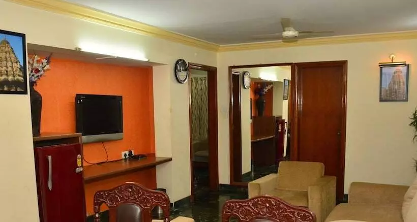Hotelli Sai Sahavas