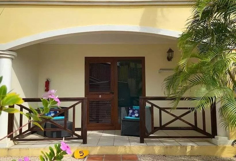 Sonrisa Boutique Hotel Adults Only