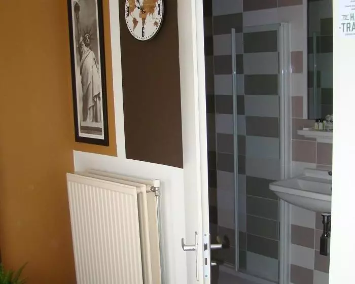 Hotel The Happy Traveler