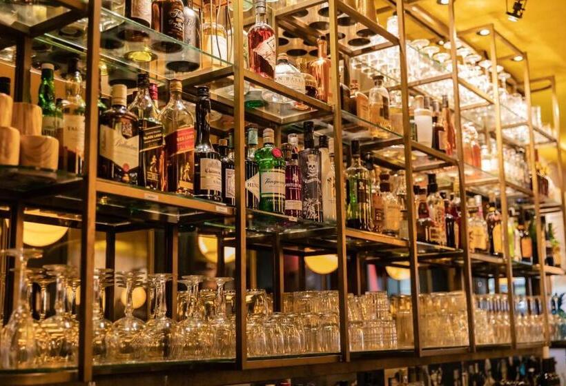 בית מלון כפרי The Happy Traveler