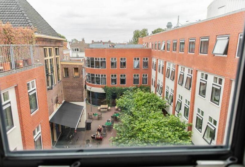 בית מלון כפרי The Happy Traveler