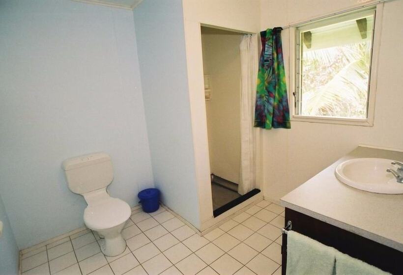 מוטל Gina's Garden Lodges