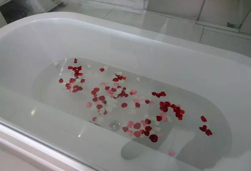 אתר נופש The Rich Prada Bali