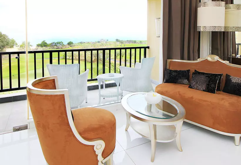 אתר נופש The Rich Prada Bali