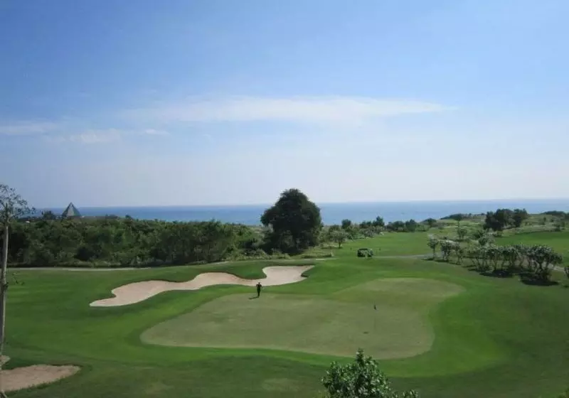 אתר נופש The Rich Prada Bali