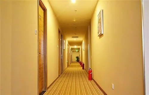 Super 8 Hotel Beijing Lai Guan