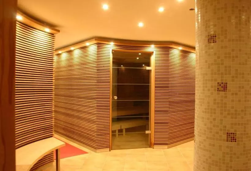 Wellness Hotel Kager Harkány