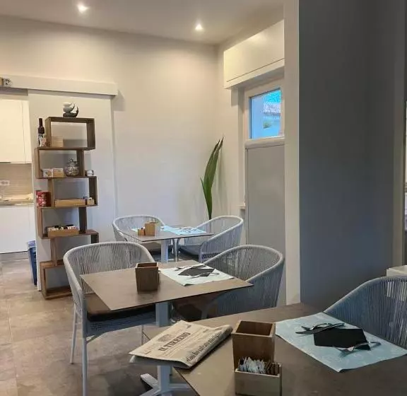 ベッドアンドブレックファースト Villa Derna Marina Di Pietrasanta