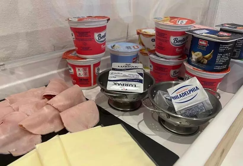 ベッドアンドブレックファースト Villa Derna Marina Di Pietrasanta