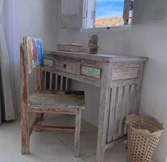 リゾートホテル Atalaya Villas Nusa Penida   Adults Only