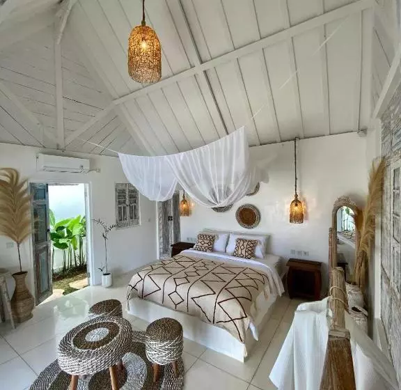 リゾートホテル Atalaya Villas Nusa Penida   Adults Only